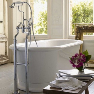 Burlington London Round Double Ended Bath